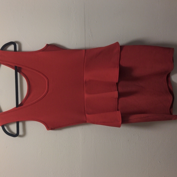 Fitted Peplum Red Dress - Picture 4 of 8